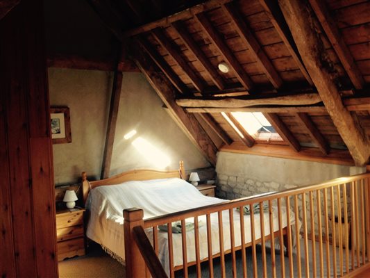 small end bedroom